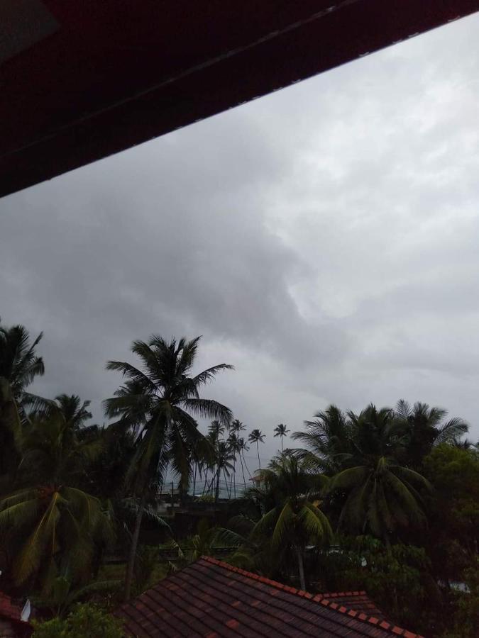 Near Beach Rest Unawatuna Bagian luar foto